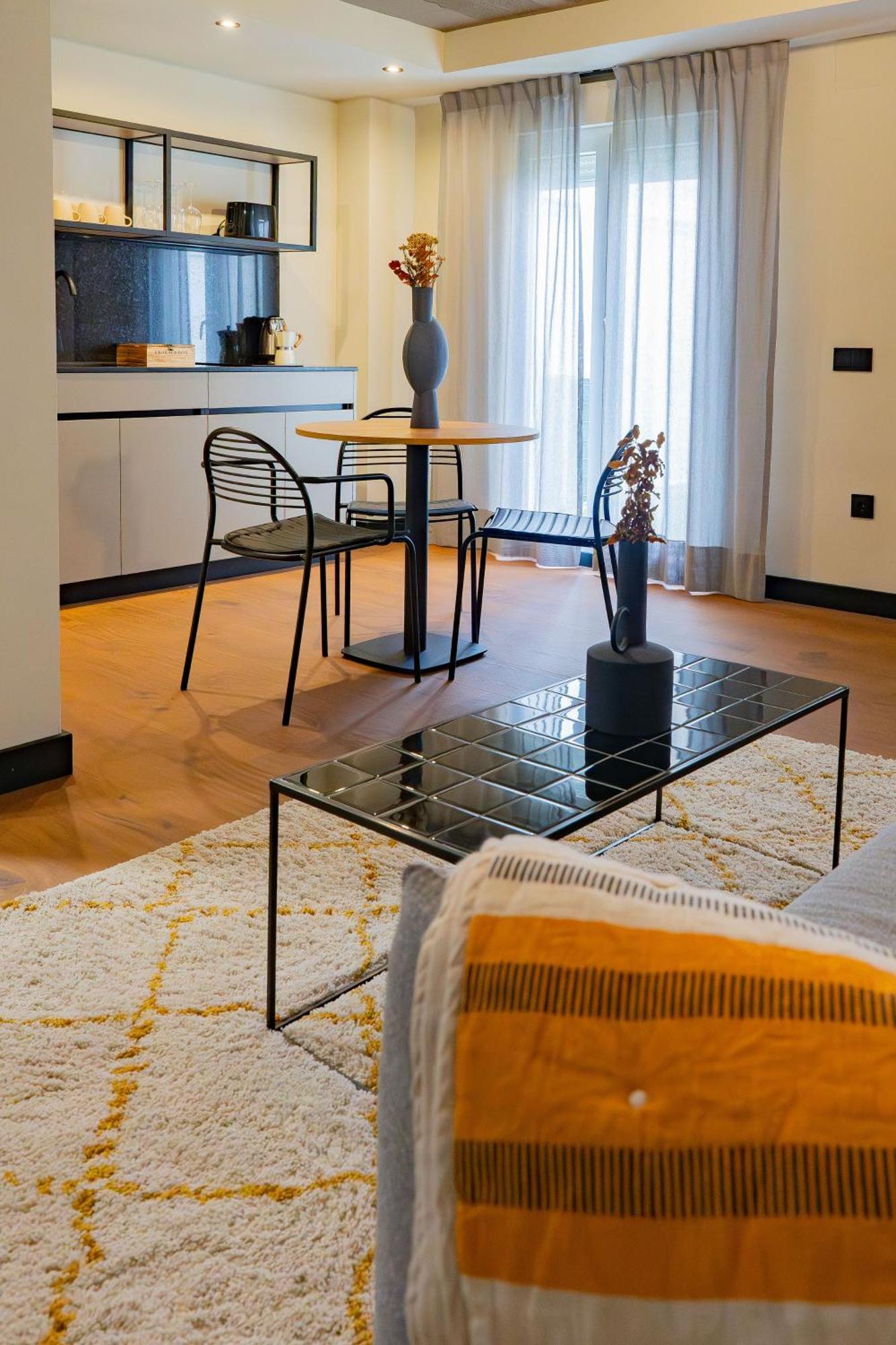 Bubu Apartments By Charming Stay Apartment
