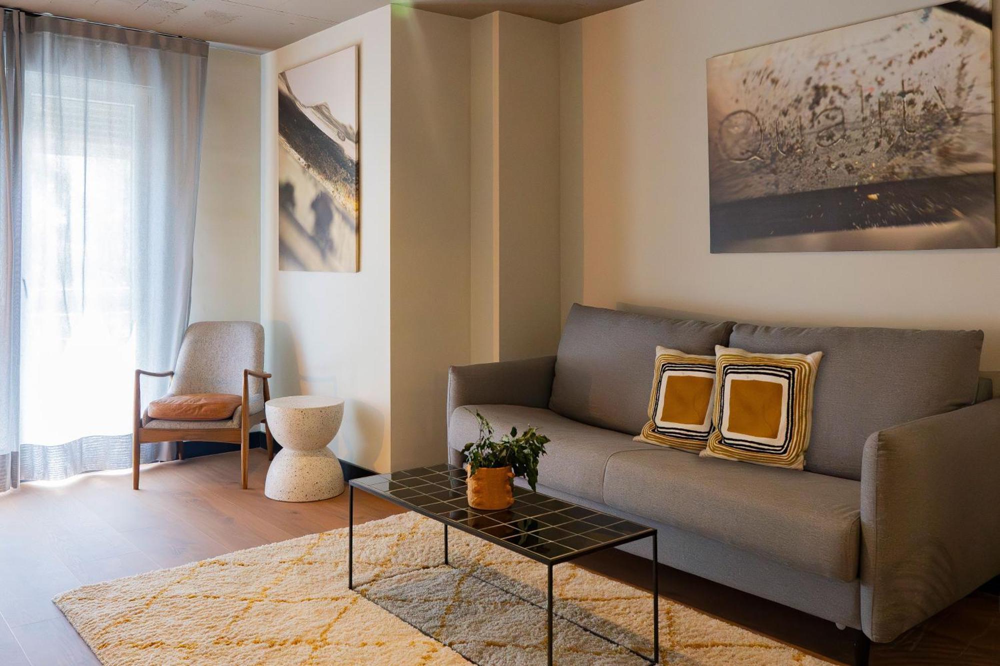 Bubu Apartments By Charming Stay *