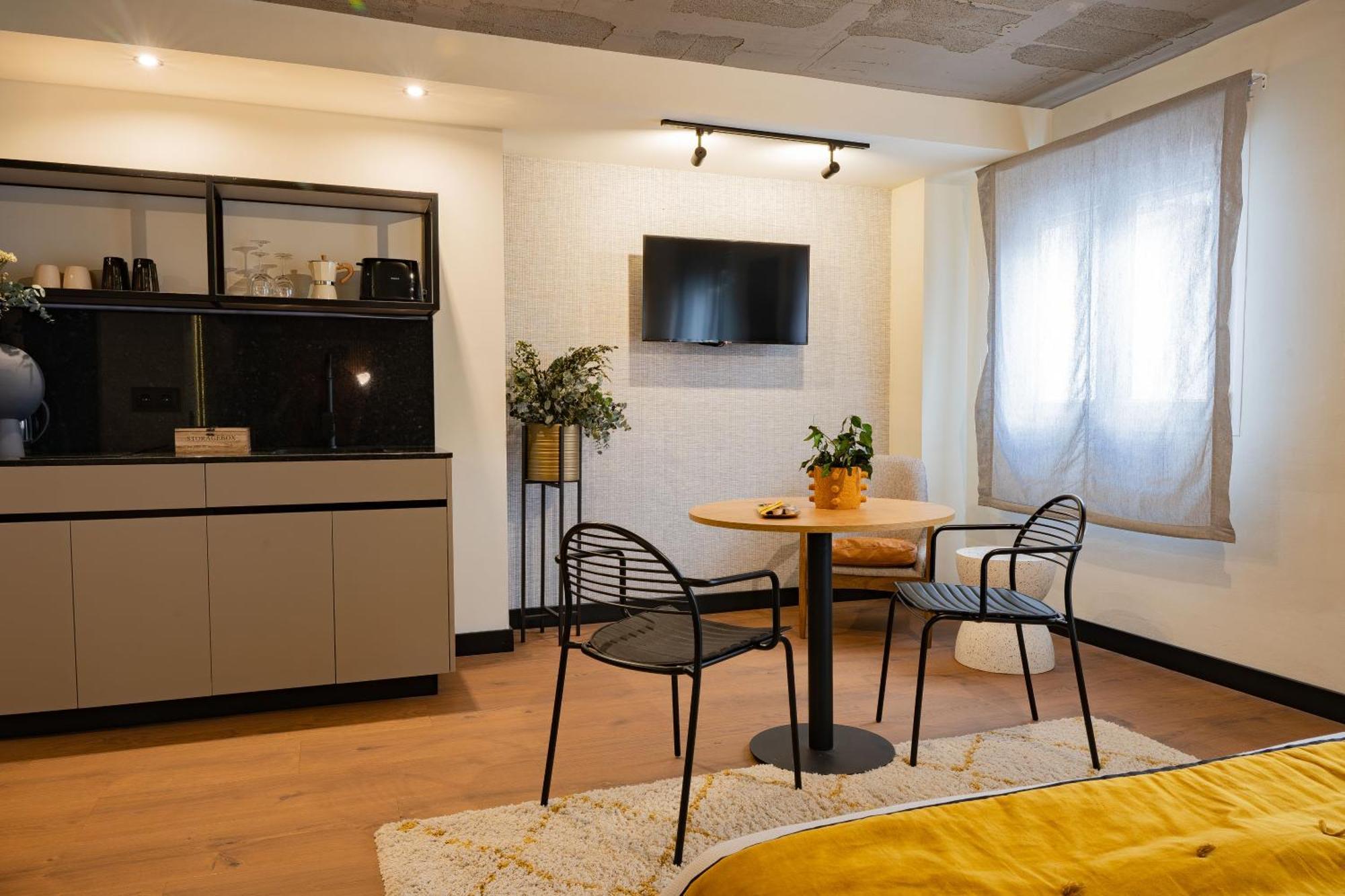 Bubu Apartments By Charming Stay Apartment *