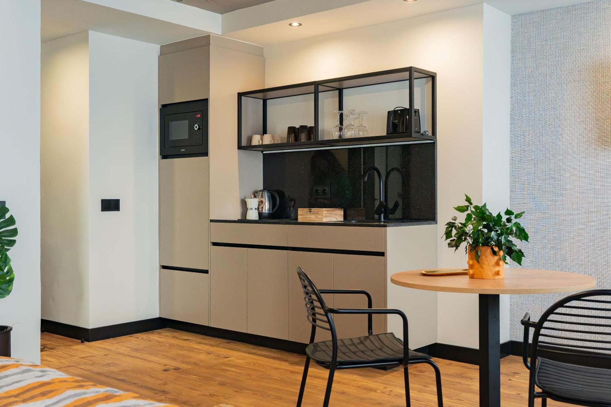 Bubu Apartments By Charming Stay *