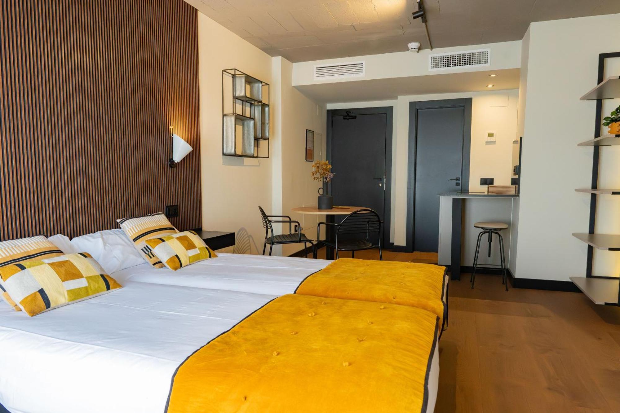 Bubu Apartments By Charming Stay