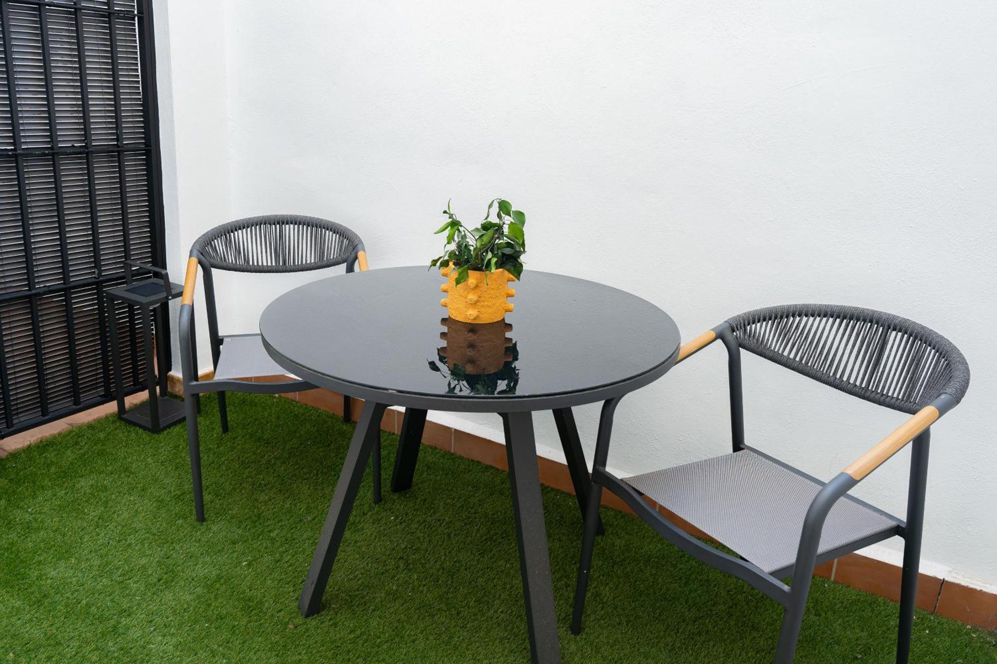 Bubu Apartments By Charming Stay *